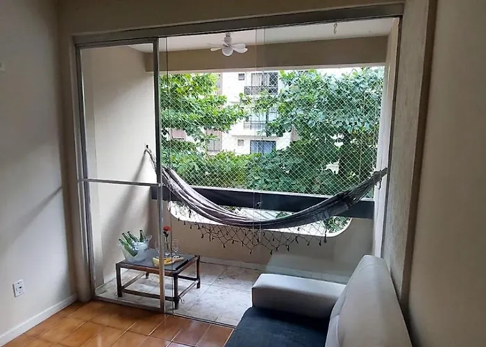 Apto Com Varanda Garagem Wifi A 5Min Da Praia Enseada Guarujá